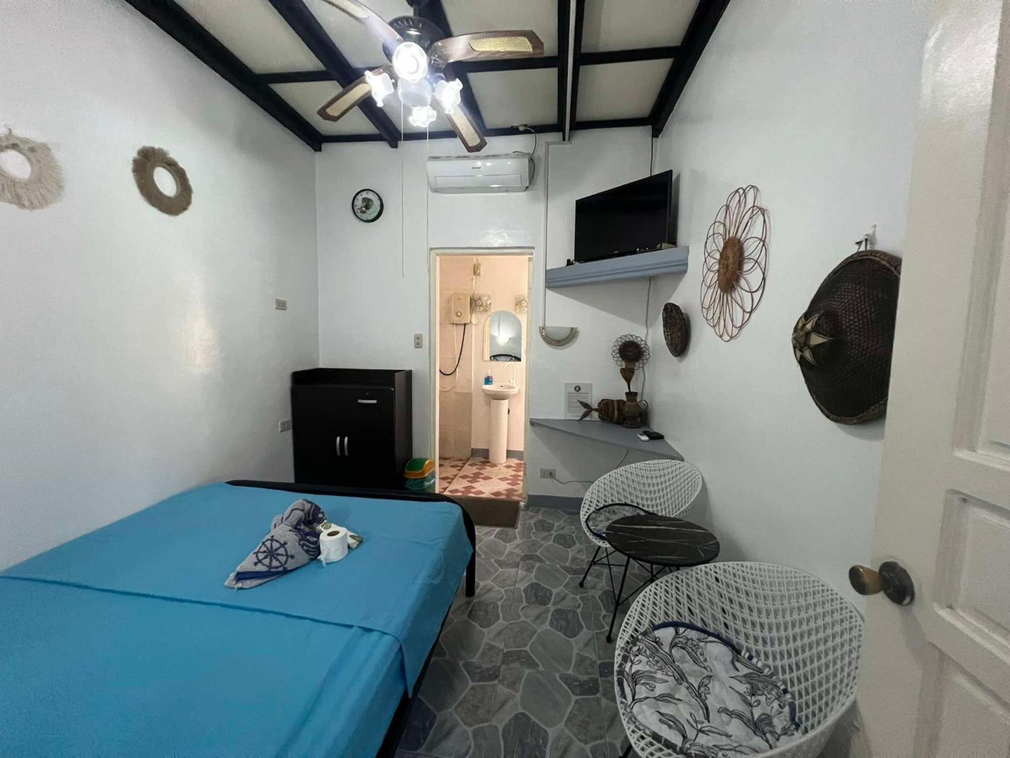 Ice Bear Bar & Tourist Inn 道伊斯 客房 照片